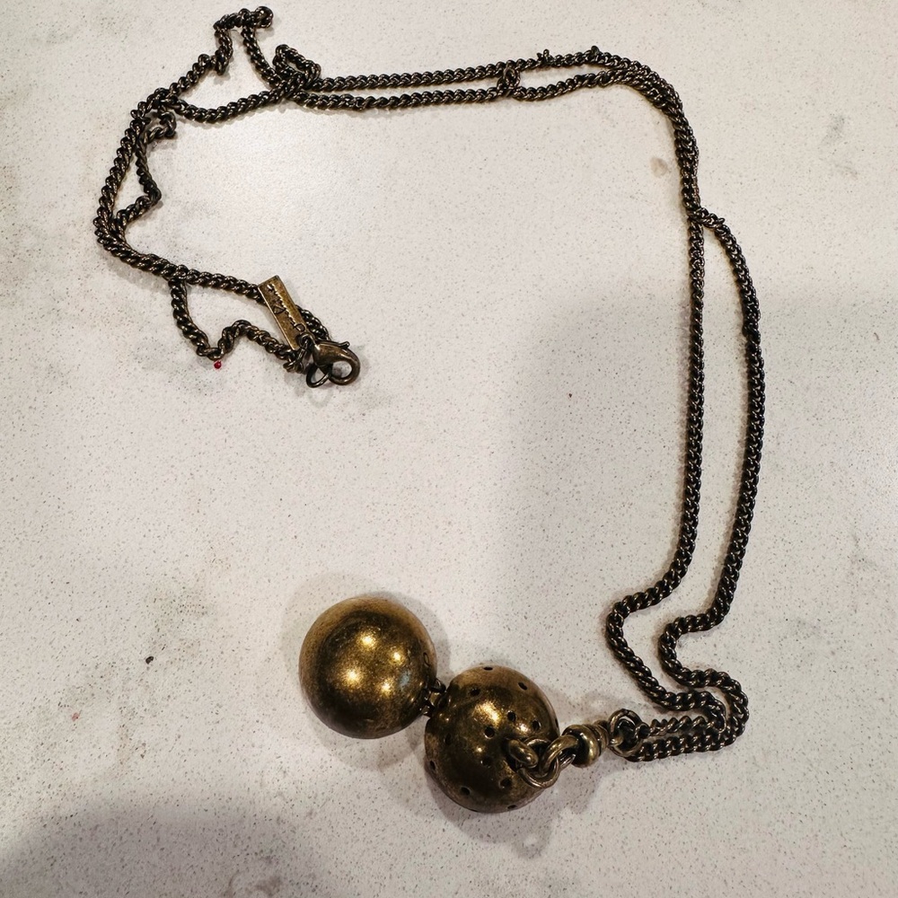 Jewelmint Circle Ball Necklace